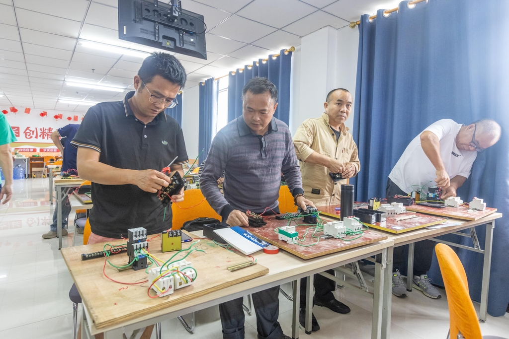 广西梧州：人社免费职业技能培训