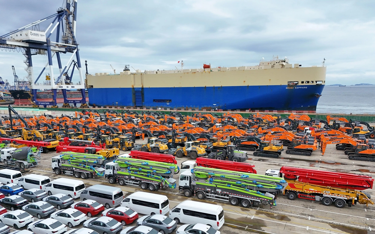 中老铁路开行货物列车突破6万列 货运量超6760万吨