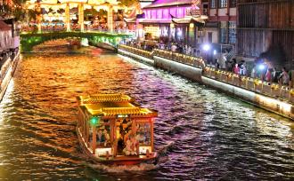 南京：夜经济“催热”“五一”旅游市场