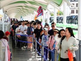 湖北宜昌：五一假期 长江三峡旅游火热