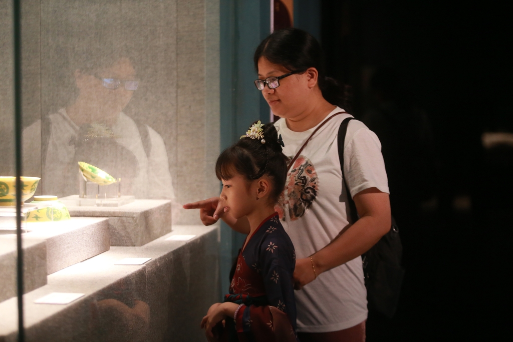 江苏扬州：走进博物馆 感受文化魅力