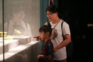 江苏扬州：走进博物馆 感受文化魅力