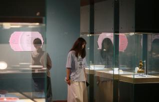 江苏扬州：走进博物馆 感受文化魅力