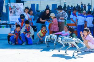 新疆乌鲁木齐：航空科技模型竞赛精彩开赛