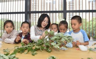 安徽合肥：缝香包 学民俗 迎端午