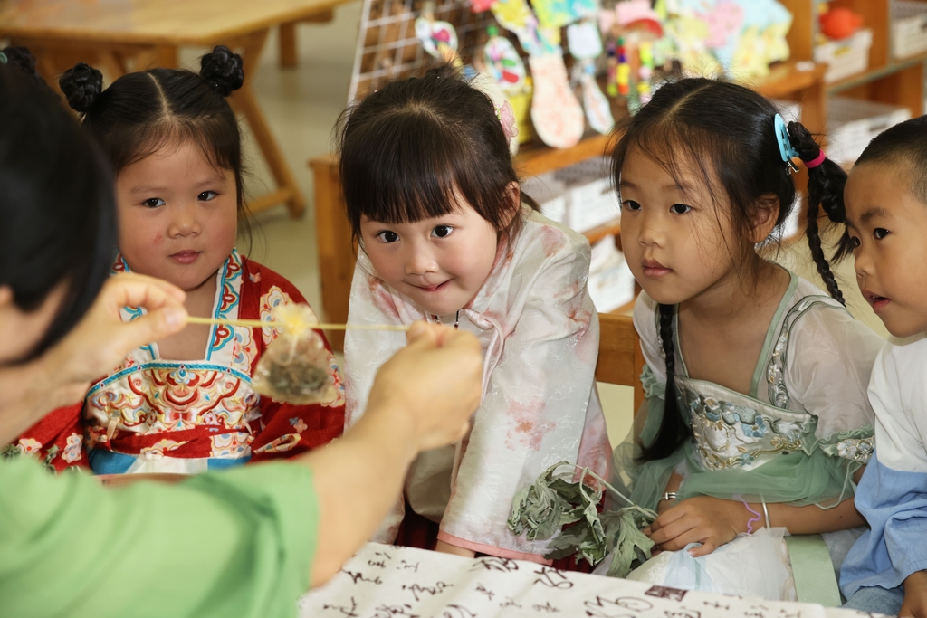 浙江湖州：多彩活动迎端午