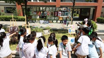 江苏连云港：校园科技展览放飞科学梦想