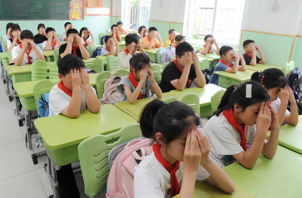 安徽合肥：爱眼护眼 从小做起