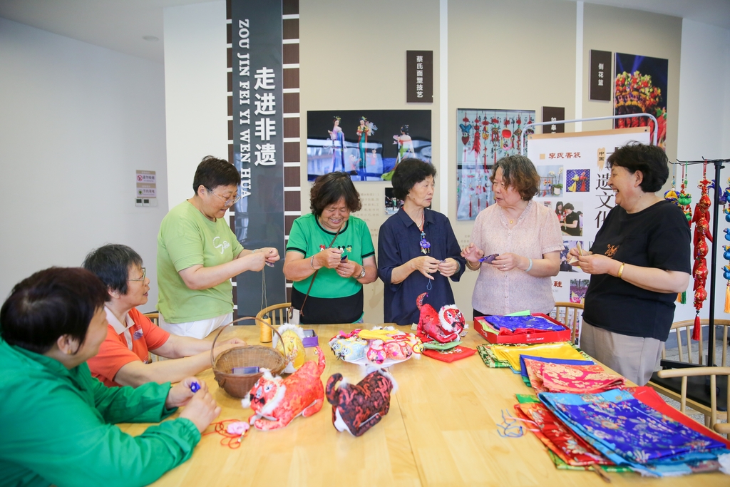 江苏如皋：“银发课堂”乐学非遗技艺