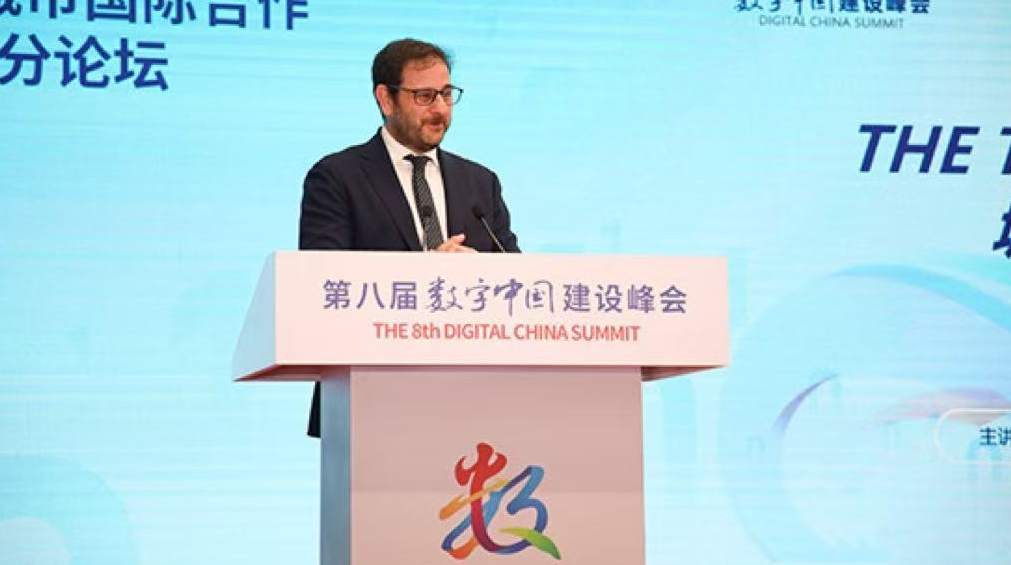 全球智慧城市大会首席执行官乌戈·瓦伦蒂：中国在科技创新方面走在世界前列