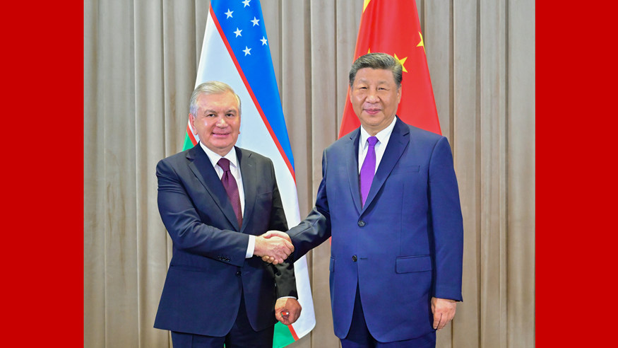 习近平会见乌兹别克斯坦总统米尔济约耶夫