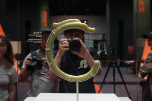 “红山玉龙”在沪开箱备展