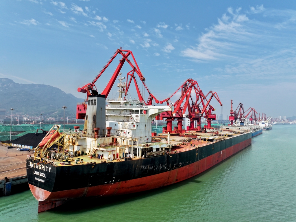 江苏连云港：“夏峰”电煤运输忙