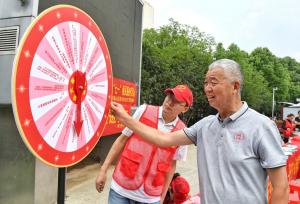 安徽合肥：便民服务进小区
