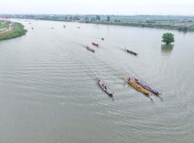 安徽马鞍山：六月六赛龙舟