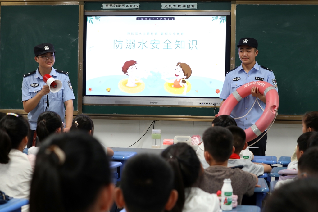 江苏扬州：上好安全课 平安过暑期