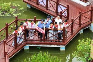 江苏扬州：上好安全课 平安过暑期