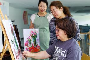 新疆乌鲁木齐：公益培训受青睐