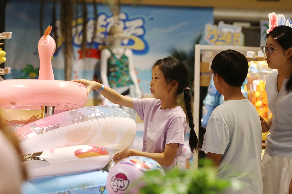 浙江嘉兴：夏日“清凉经济”火热