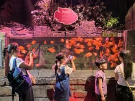 北京：小朋友畅游海洋世界 享快乐暑假