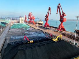 江苏连云港：“绿色通道”保电煤畅通