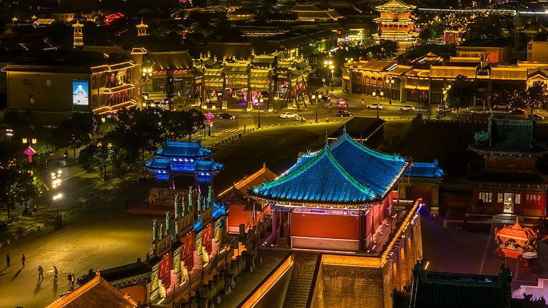 山西大同：古城夜景流光溢彩