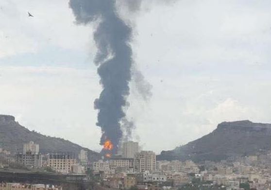 以军称空袭也门胡塞武装军事目标 萨那多地遭袭已造成2死5伤