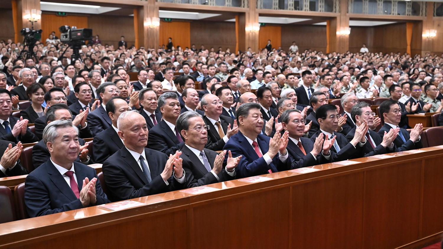 紀(jì)念抗戰(zhàn)勝利80周年文藝晚會(huì)在京隆重舉行