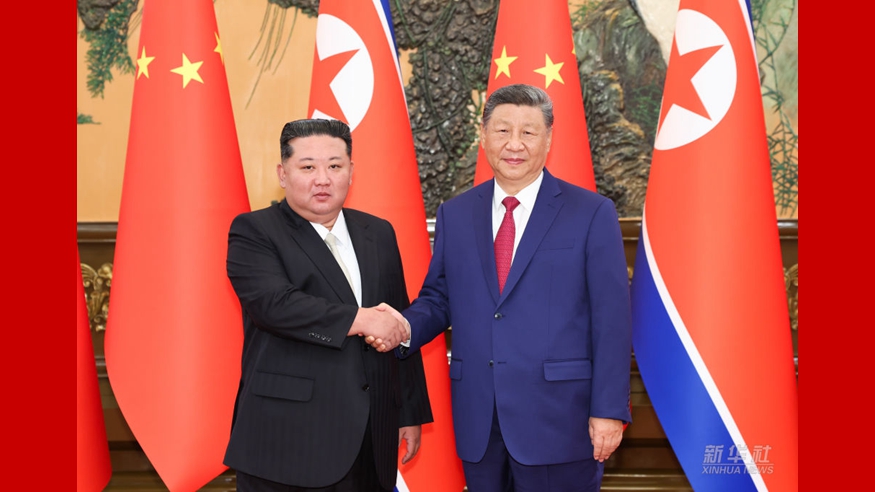 习近平同朝鲜劳动党总书记、国务委员长金正恩举行会谈