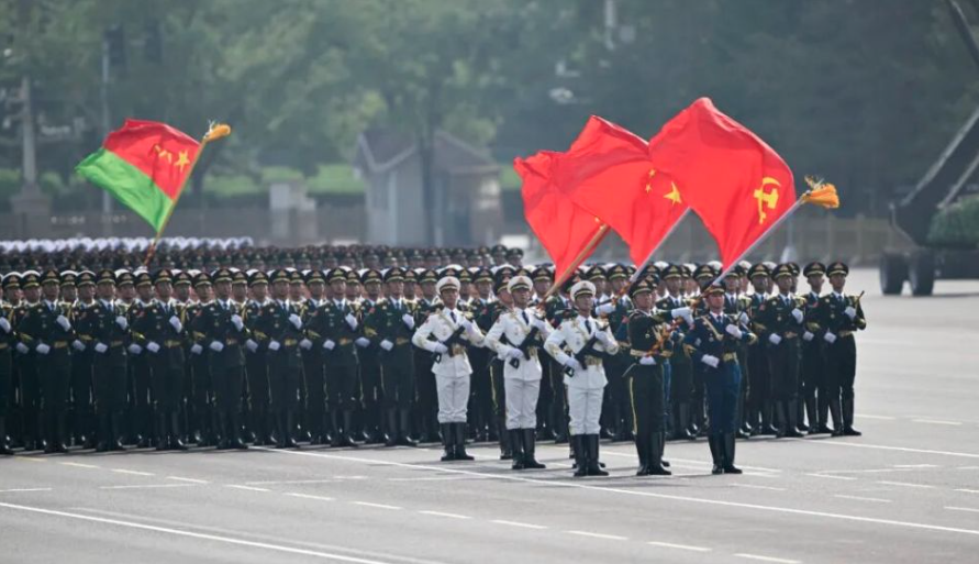 “中国排面”，怎么拍都是帅！