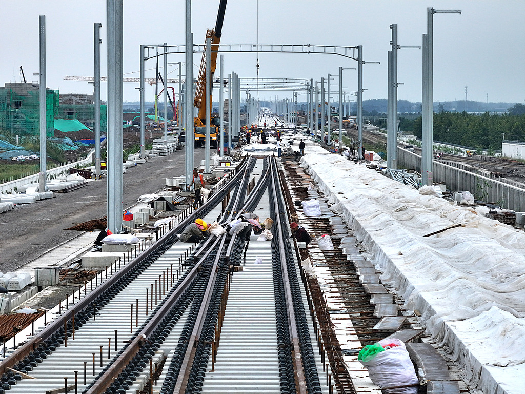 安徽蒙城：阜淮铁路建设稳步推进