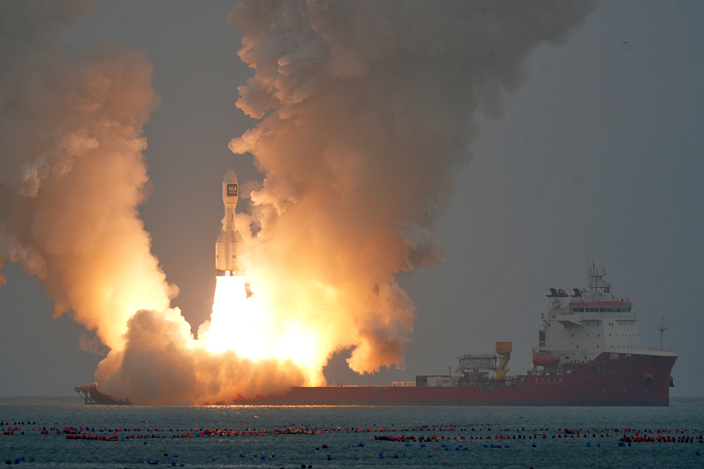 一箭三星！引力一号遥二运载火箭发射成功