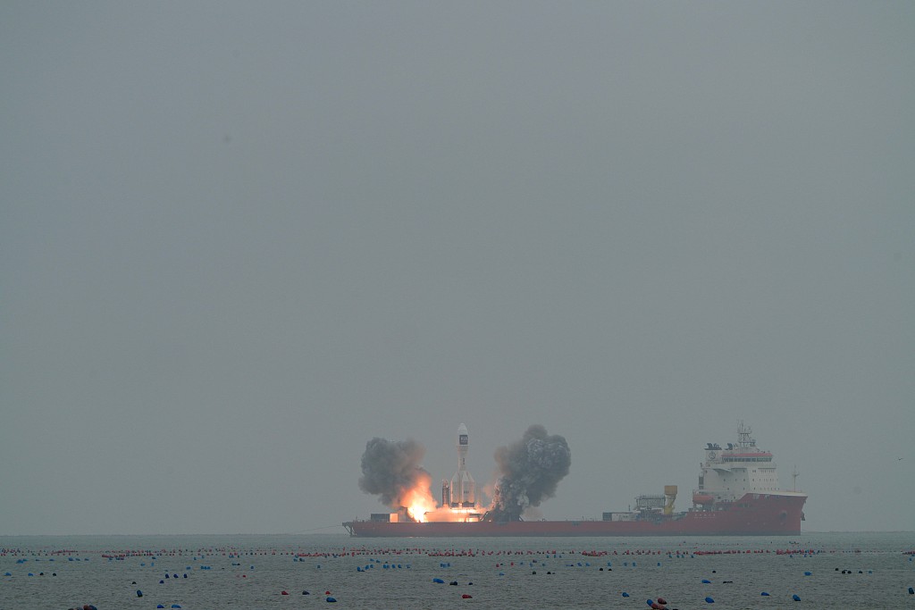 一箭三星！引力一号遥二运载火箭发射成功