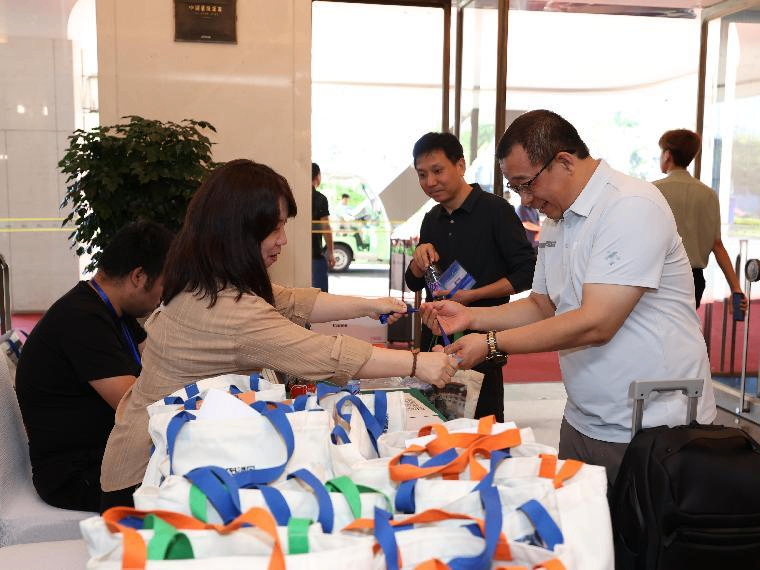 第六届海外华文新媒体论坛即将在珠海开幕 百位参会代表陆续抵达