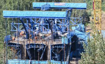 山东枣庄：济枣高铁施工有序推进