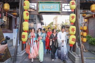 江西赣州:两岸新媒体人感受千年宋城文化魅力