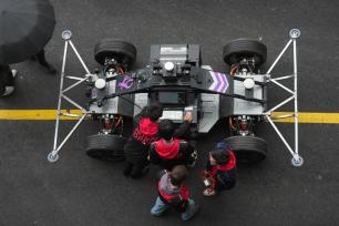 湖南张家界：世界AI竞速锦标赛总决赛收官