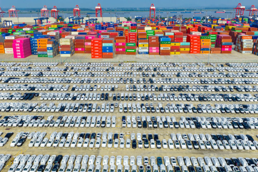 海外網(wǎng)評(píng)：中國(guó)經(jīng)濟(jì)不懼風(fēng)浪，穩(wěn)中前行