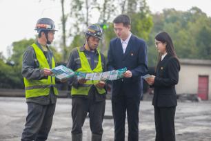 贵州黔西：法治宣传进煤矿工地