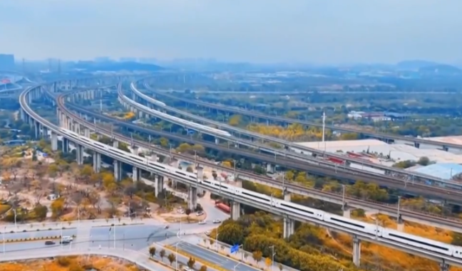 【学习贯彻党的二十届四中全会精神】为基本实现社会主义现代化而接续奋斗