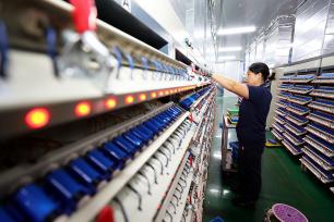 安徽淮北：新能源锂电电池产销两旺