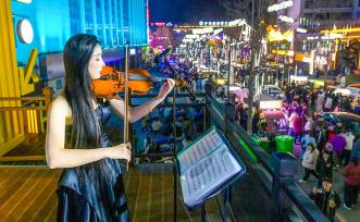 河南洛阳：特色商业街区激活城市“夜经济”