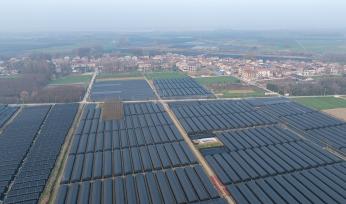 湖北襄阳：菌农种植羊肚菌 撑开致富伞