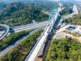 广西梧州：南深高铁建设有序推进