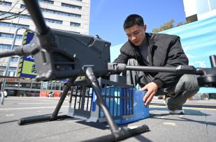 杭州启用山顶“空投餐厅”