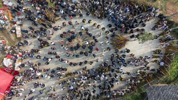 贵州黔东南：苗族传统芦笙节迎新春