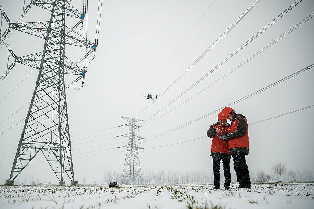 河南商丘：电力公司巡检线路保平安