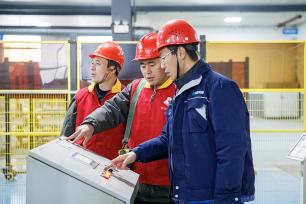 河南商丘：电力公司巡检线路保平安