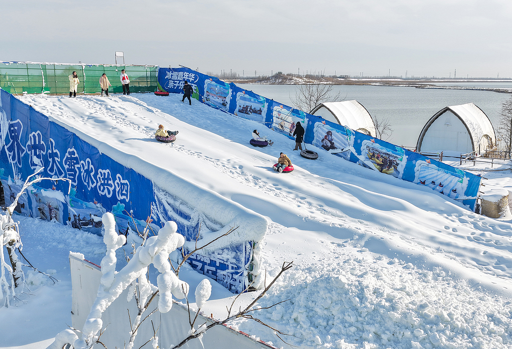 江苏泗洪：冰雪大世界热闹开园