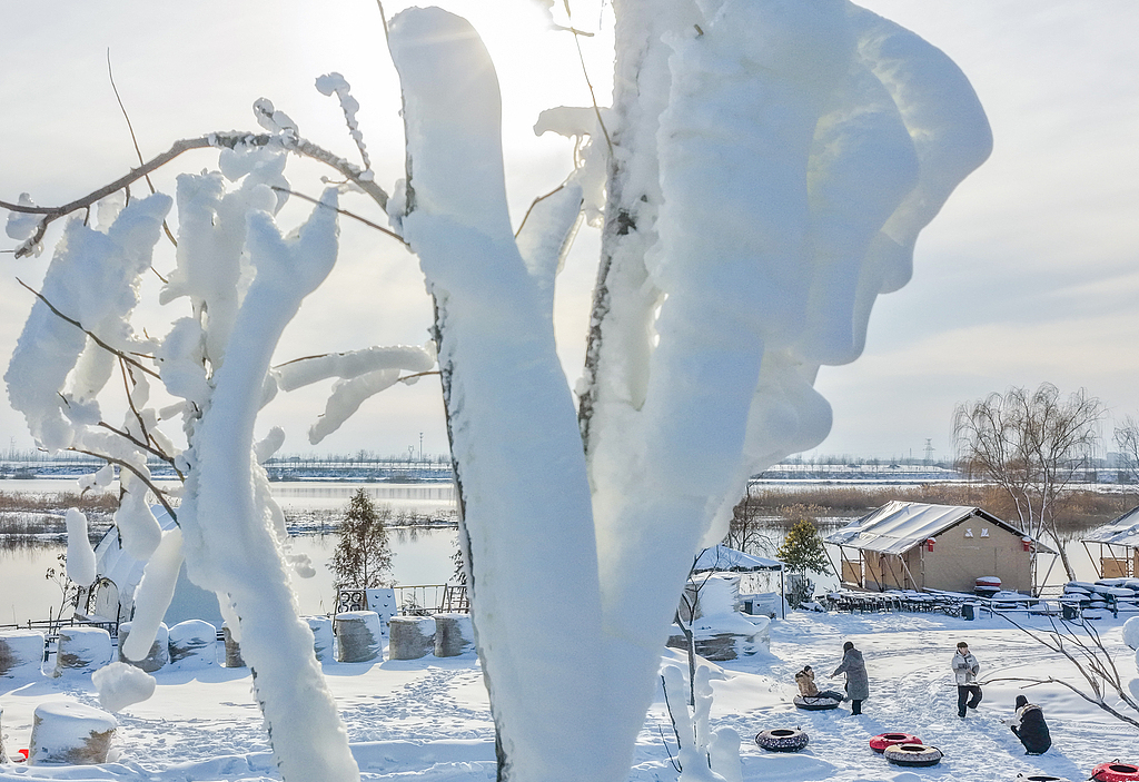江苏泗洪：冰雪大世界热闹开园